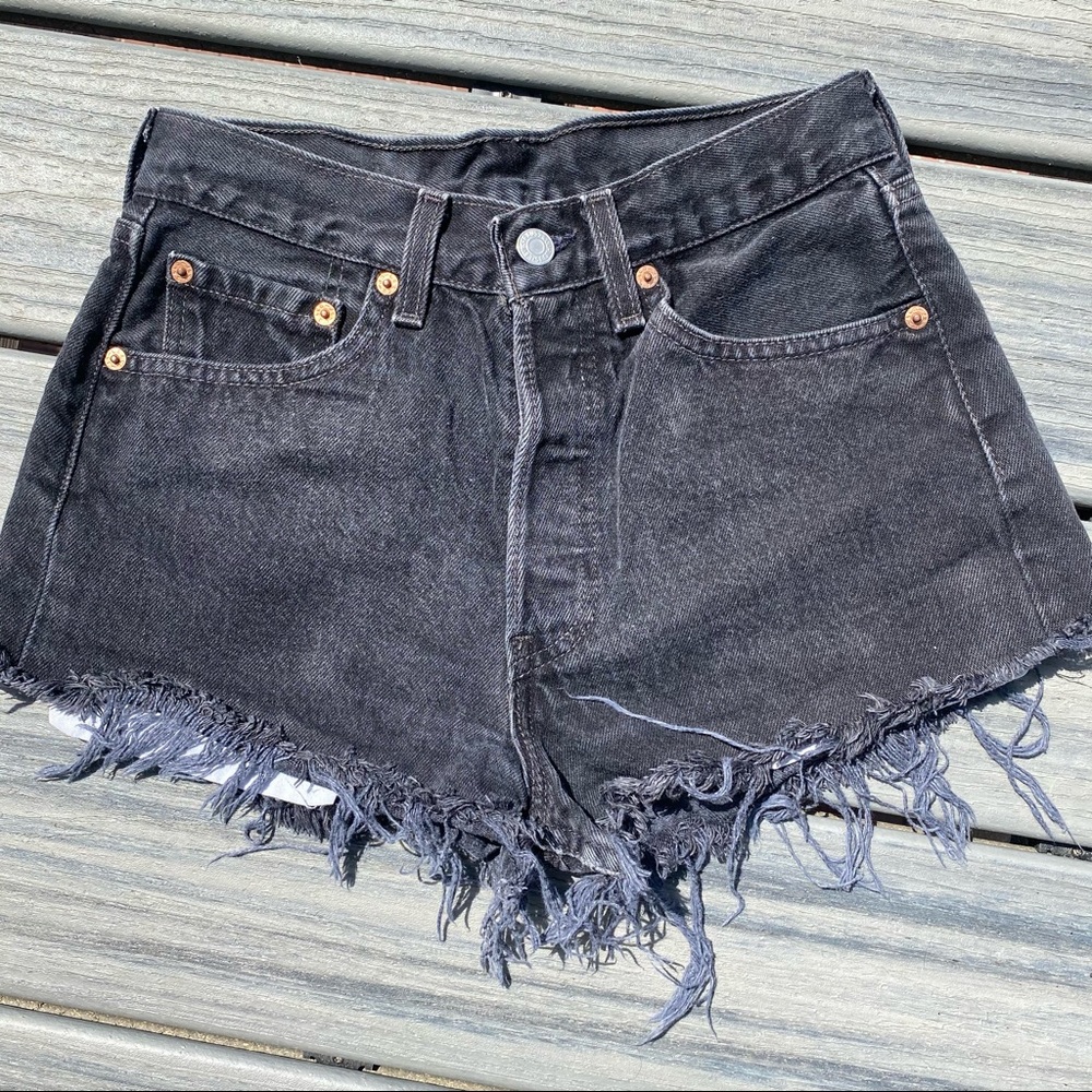 Levi black shorts